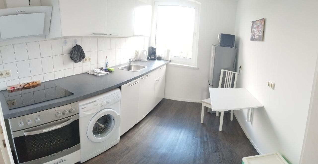 Ferienwohnung In Kronshagen Monteurwohnung 3 Zimmer 70 M2, Kueche Und Badezimmer 外观 照片